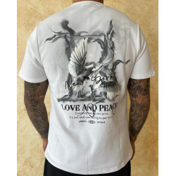 Camiseta Oversize LOVE AND PEACE | Streetwear con Mensaje